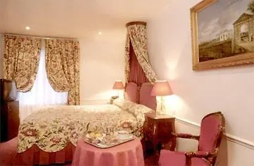 Academie Saint Germain Отель 4*
